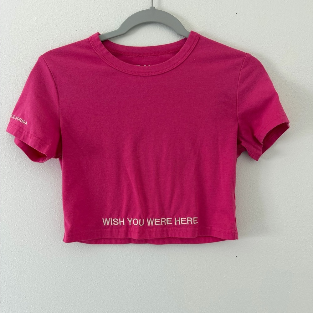 Dandy Worldwide Embroidered ‘Wish You Were Here’ Y2K cropped tee size small